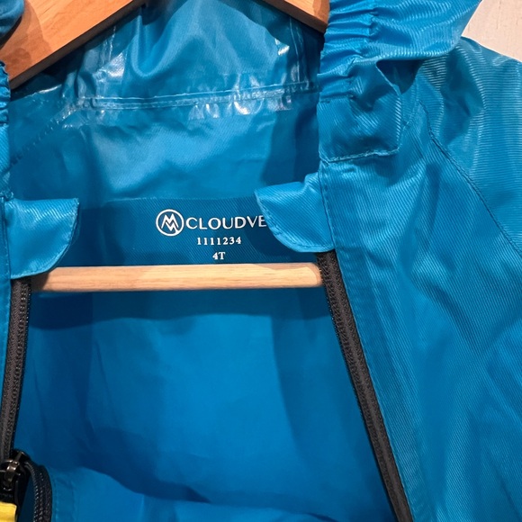 Size 4 Rain Suit - Picture 5 of 7